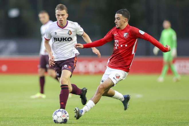 加频繁的高 加频繁的高