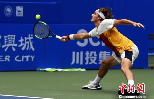 一笔不菲的 一笔不菲的