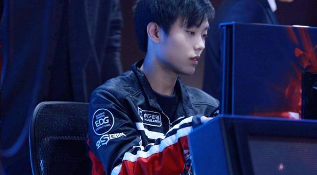 这位传奇前 这位传奇前