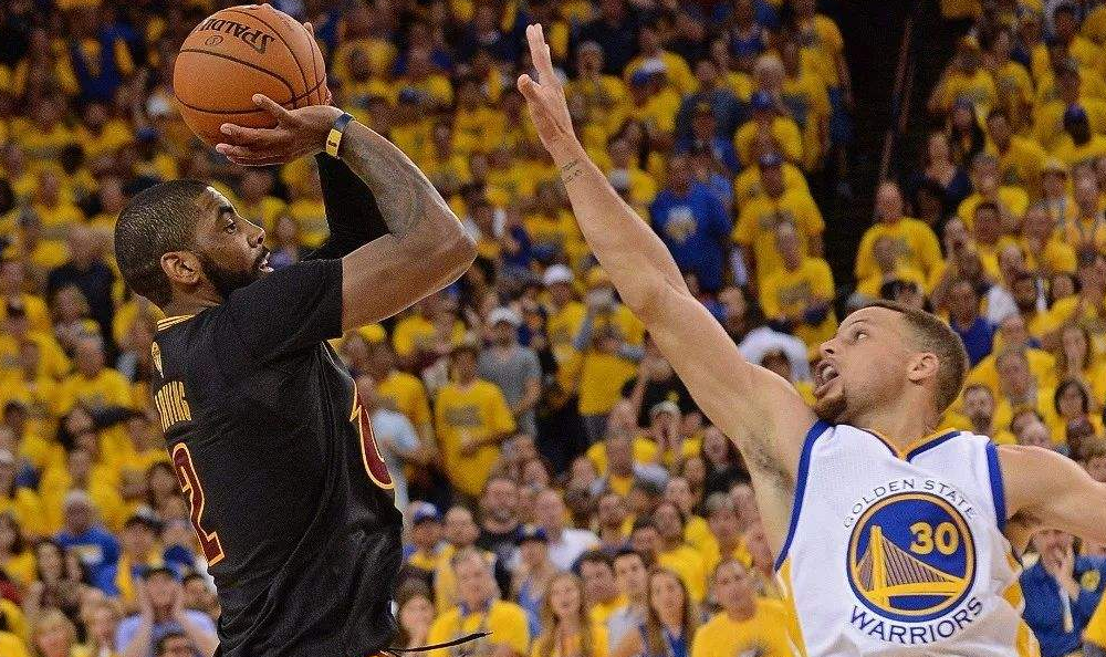 手递手后外 手递手后外