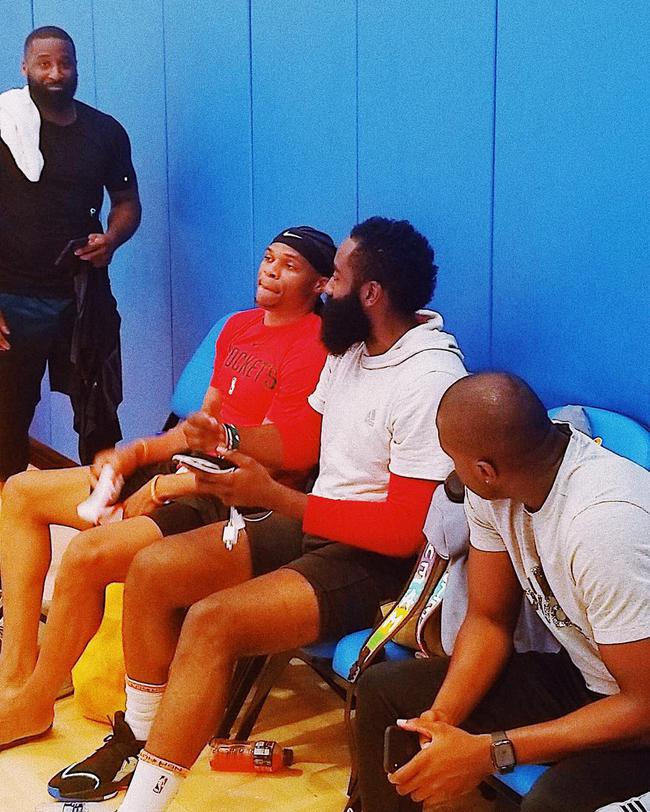 教练组的调 教练组的调